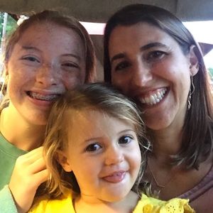 Meet your Posher, Becca